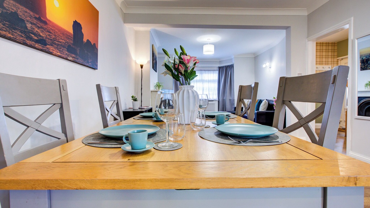 Photo of Others in Welling