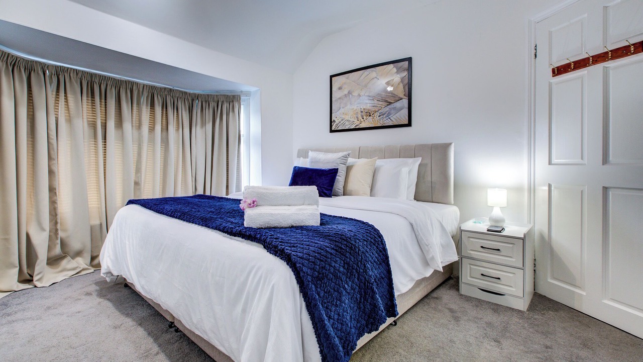 Photo of Bedroom in Welling