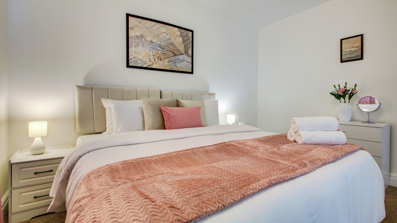 Photo of Bedroom in Welling