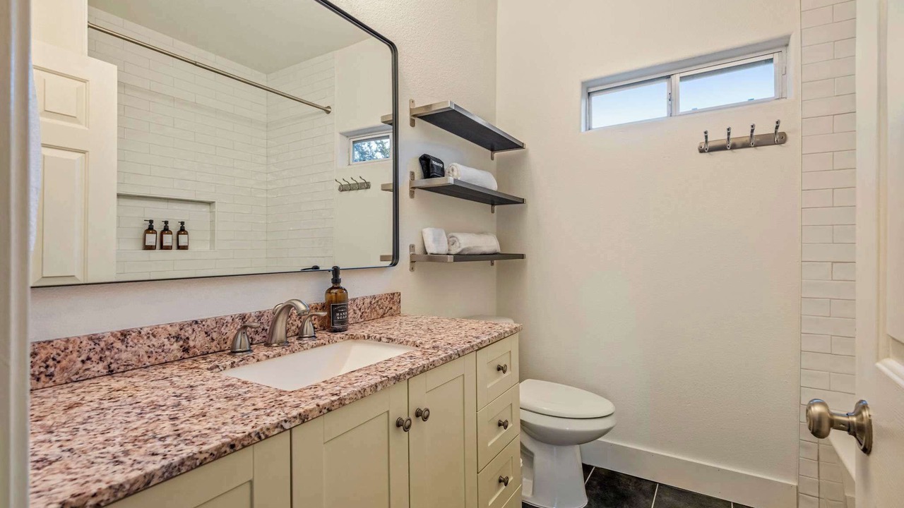 Photo of Bathroom in Chestnut