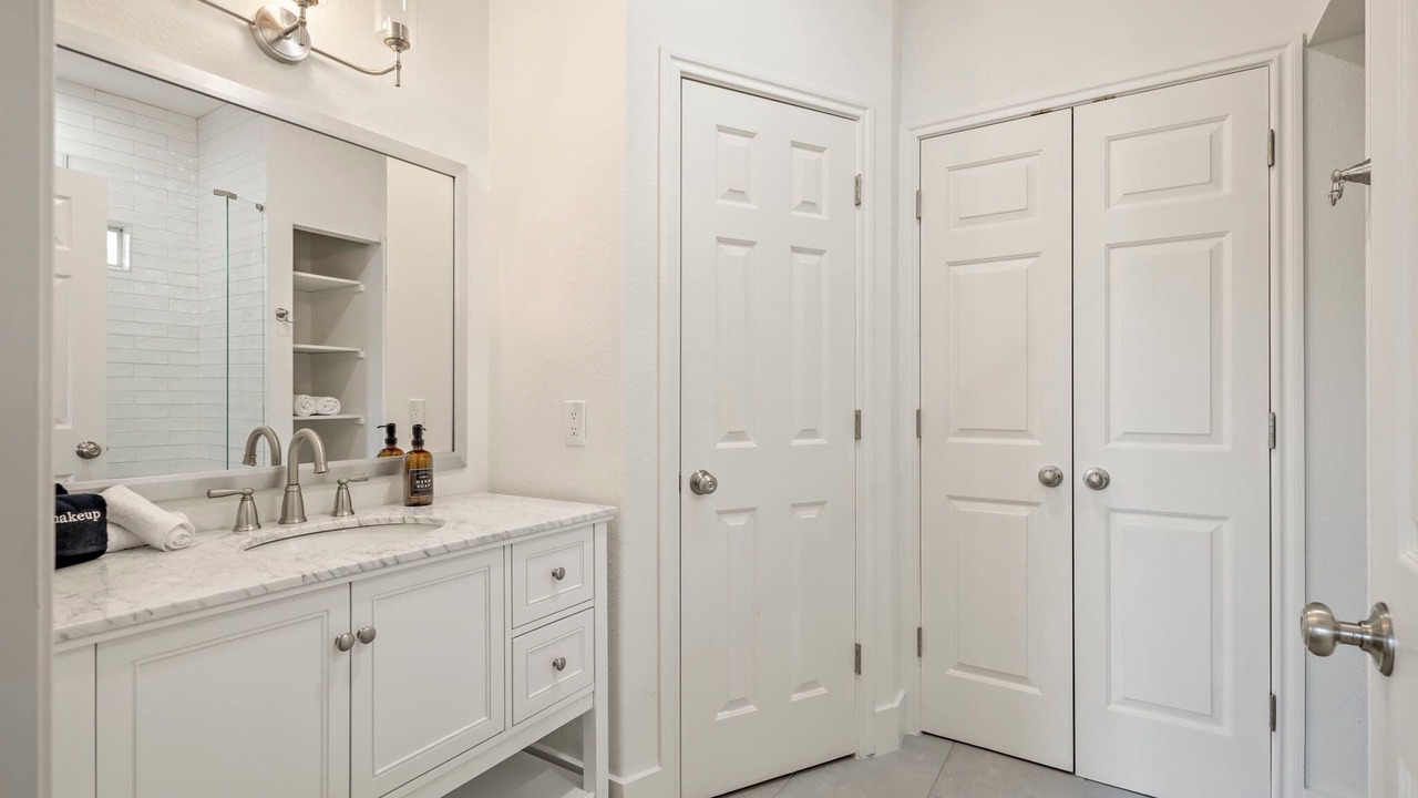 Photo of Bathroom in Chestnut