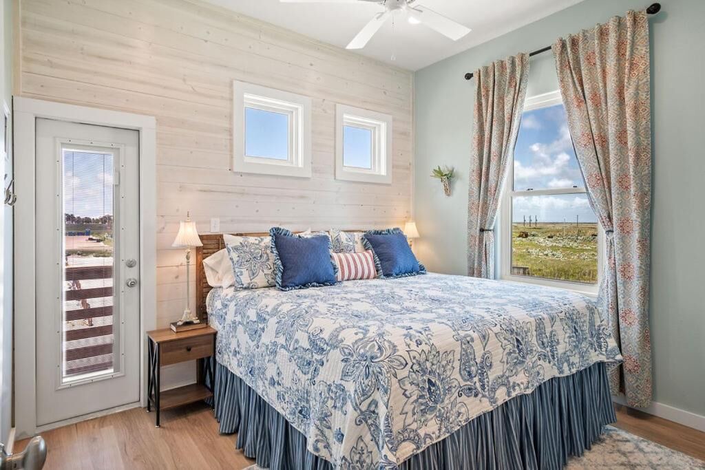 Photo of Bedroom in Port Aransas