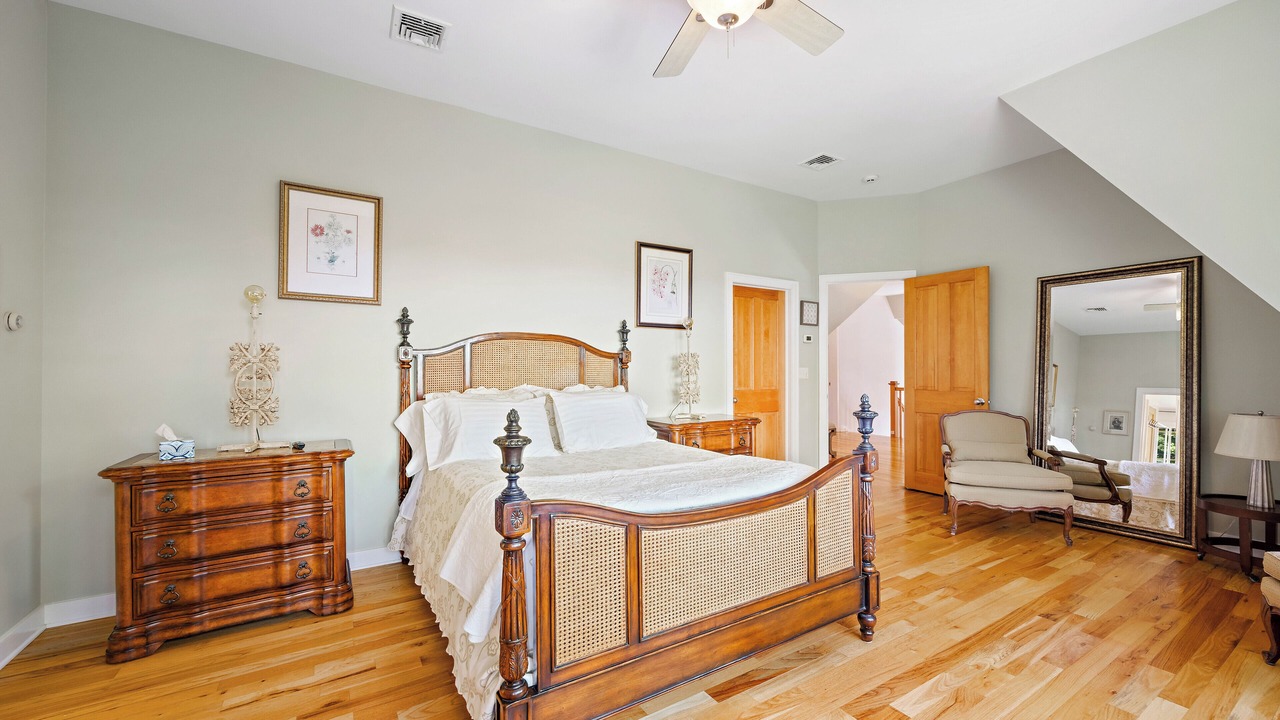 Photo of Bedroom in Warwick