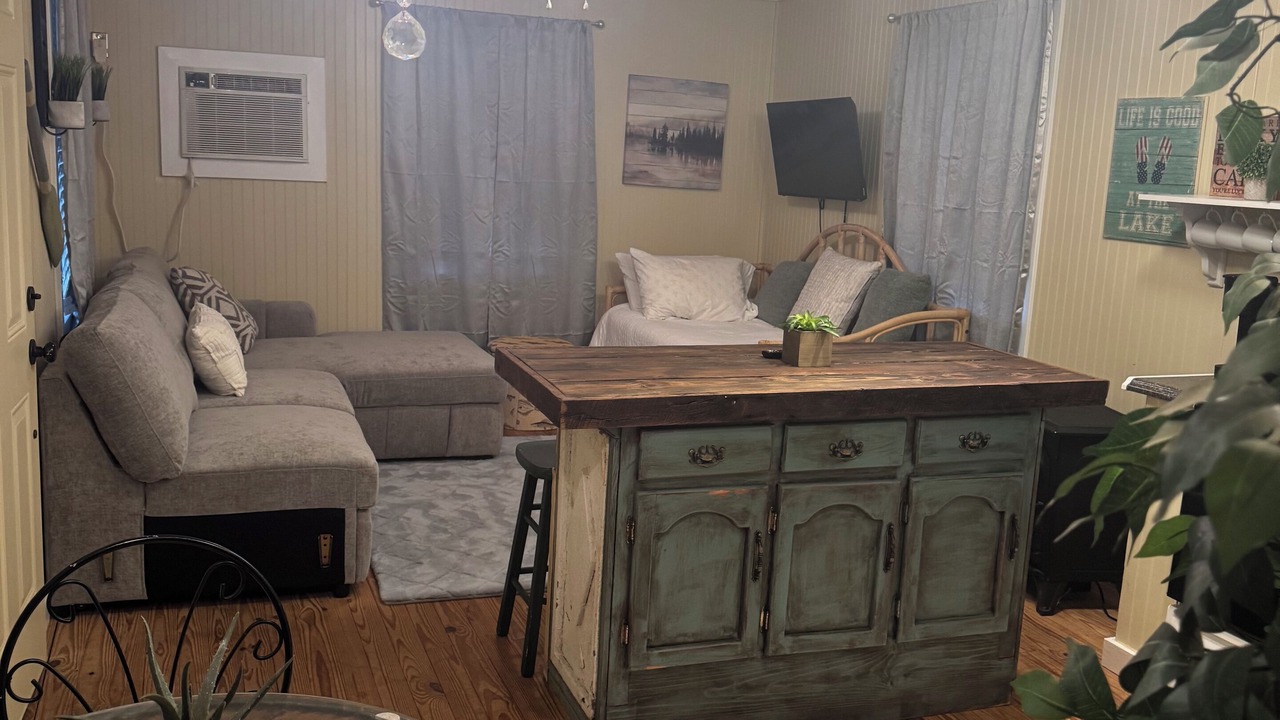 Photo of Livingroom in Eatonton