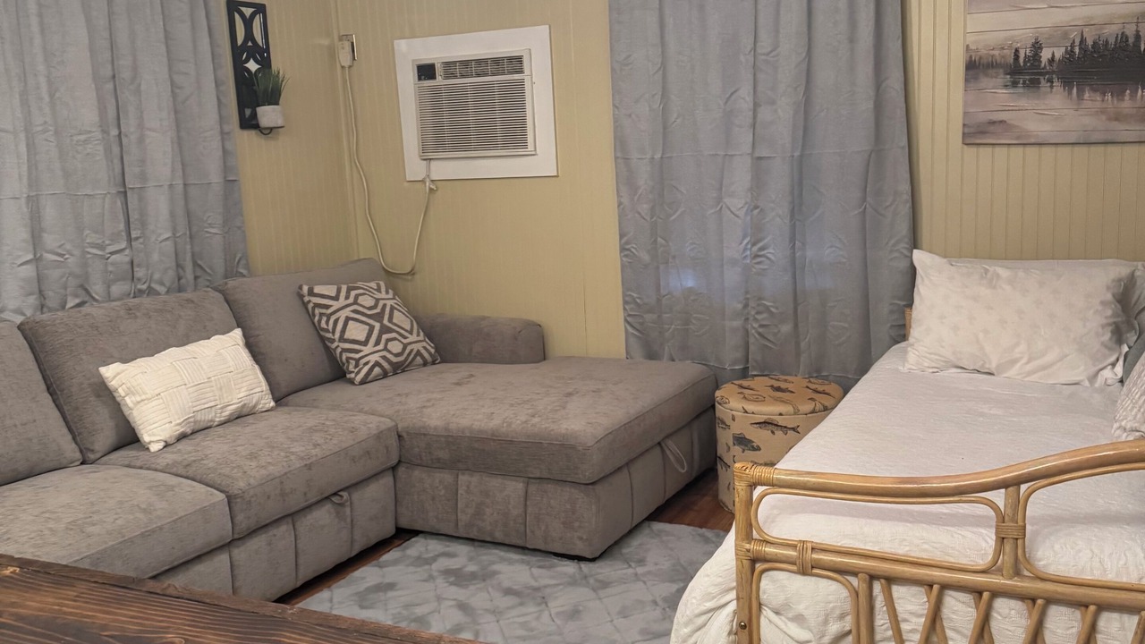 Photo of Livingroom in Eatonton