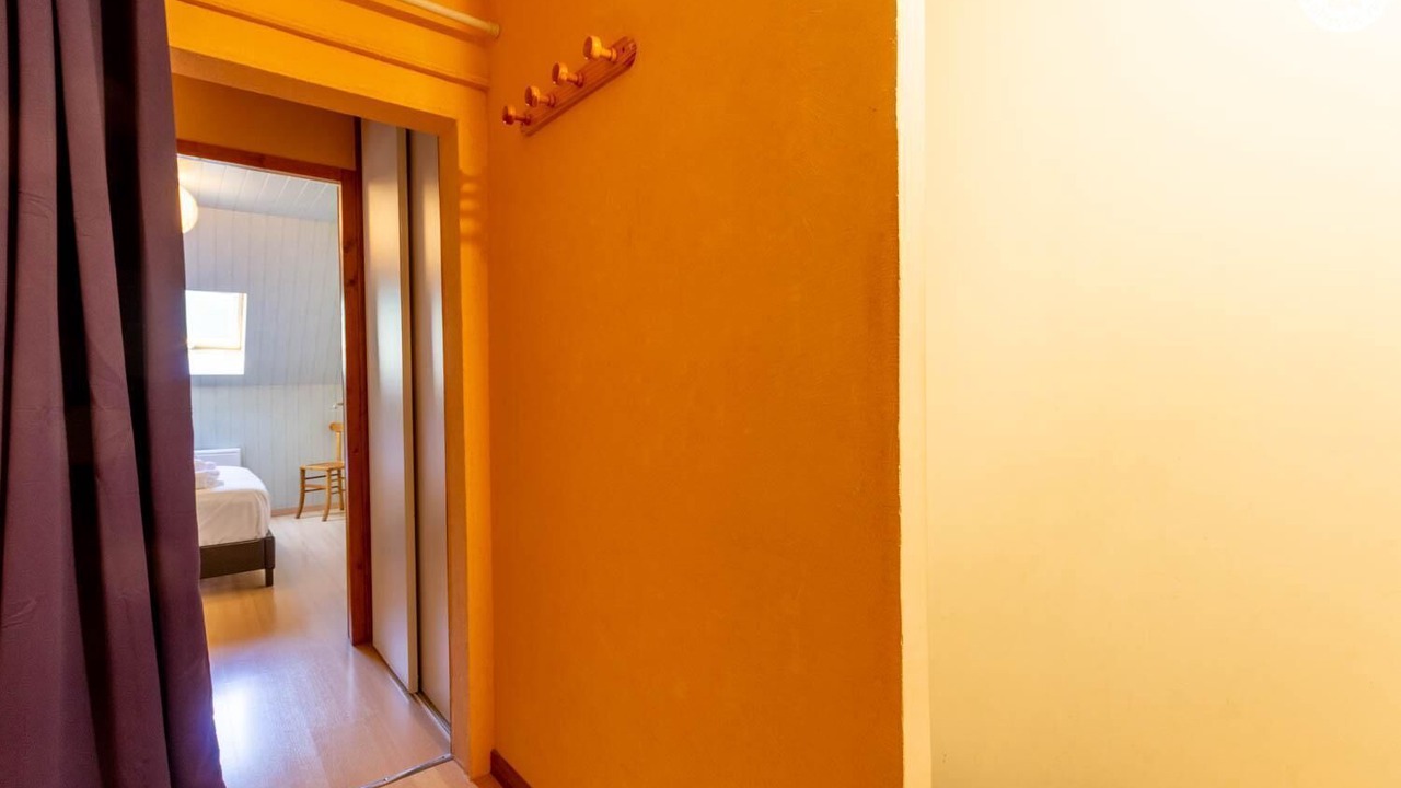 Photo of Bedroom in Ecole