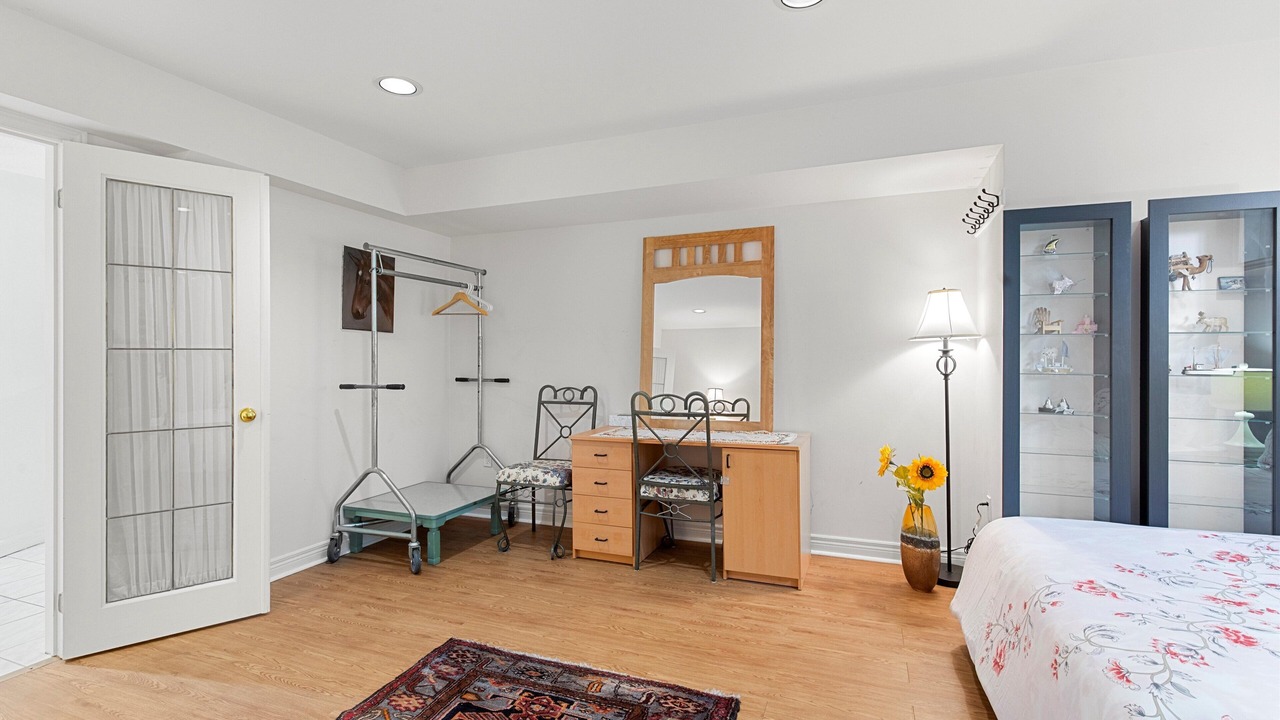 Photo of Bedroom in Richmond Hill