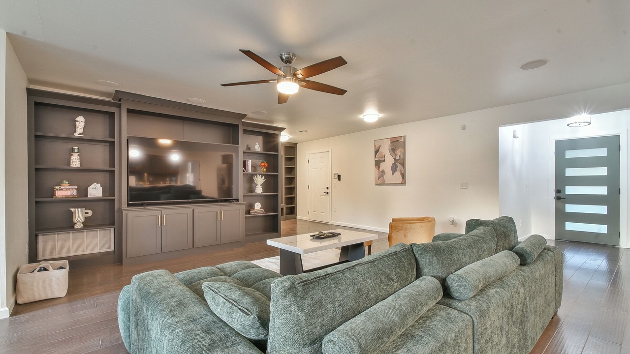 Photo of Livingroom in Central Oklahoma City