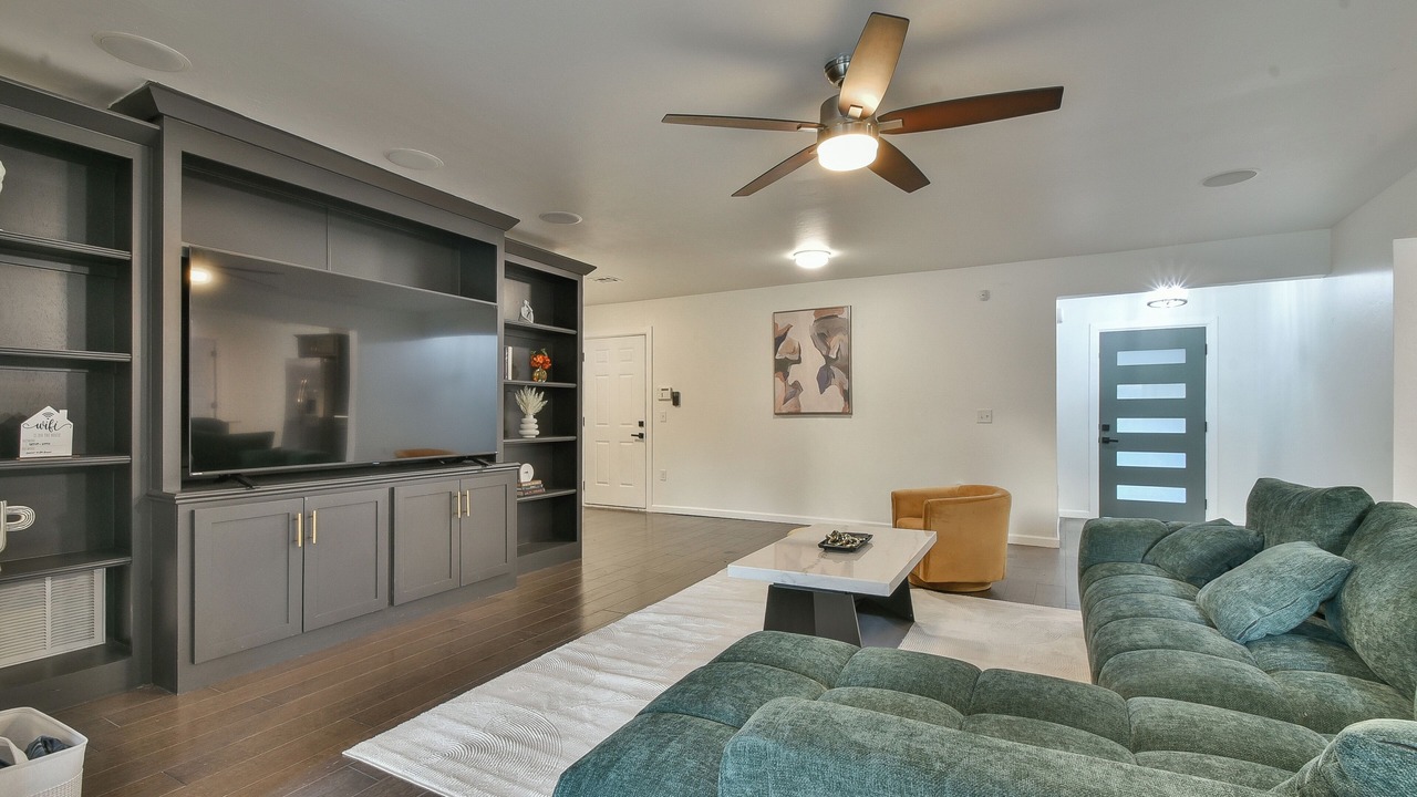 Photo of Livingroom in Central Oklahoma City