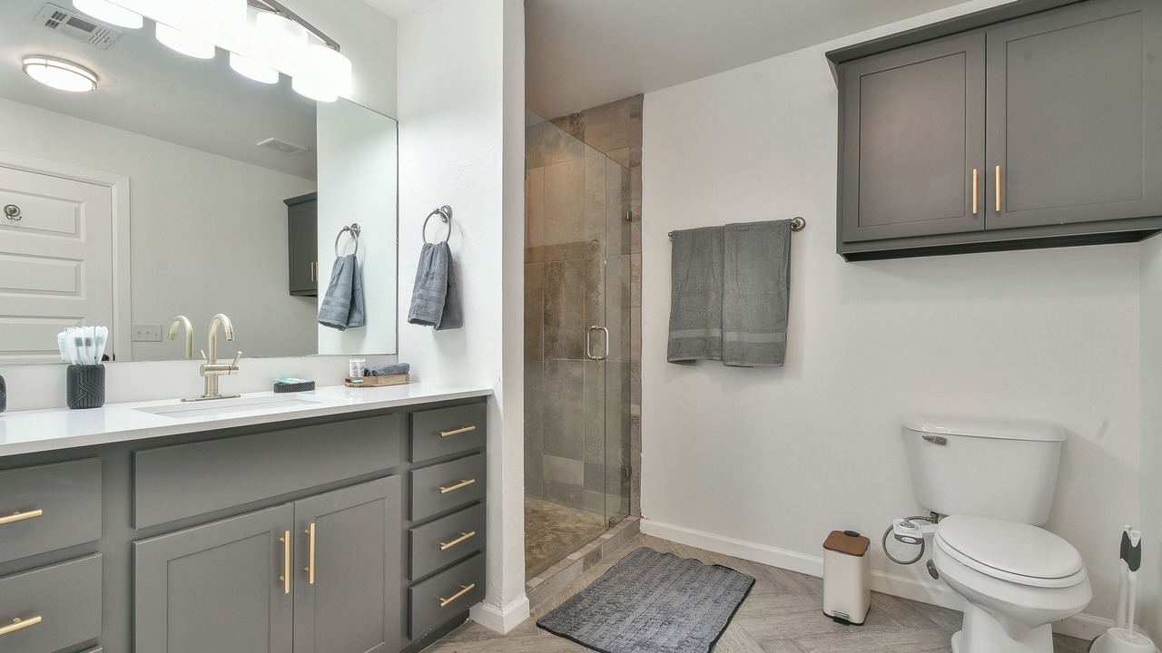Photo of Bathroom in Central Oklahoma City