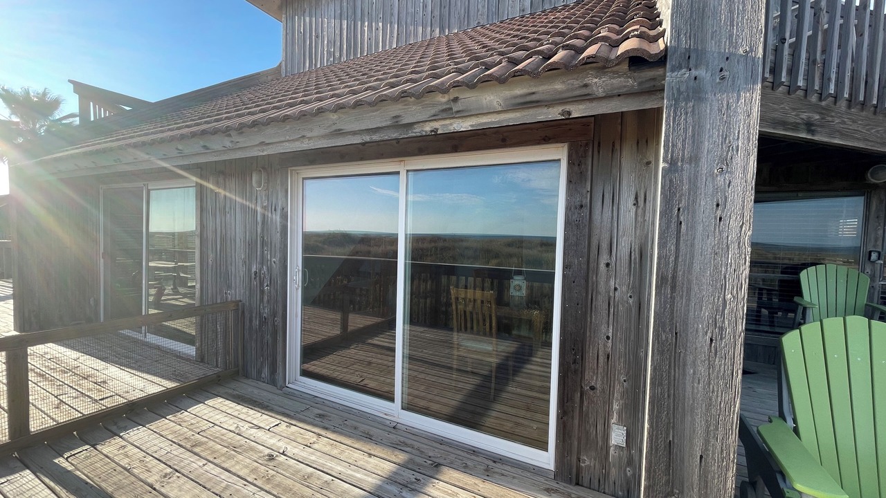 Photo of Patio Balcony in Elmaton