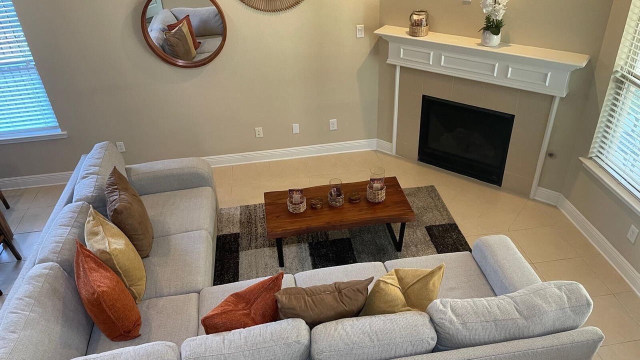 Photo of Livingroom in Indian Springs