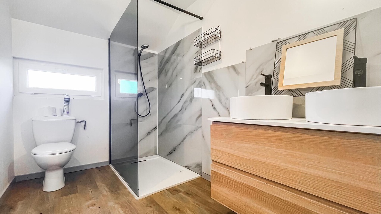 Photo of Bathroom in Lavilledieu