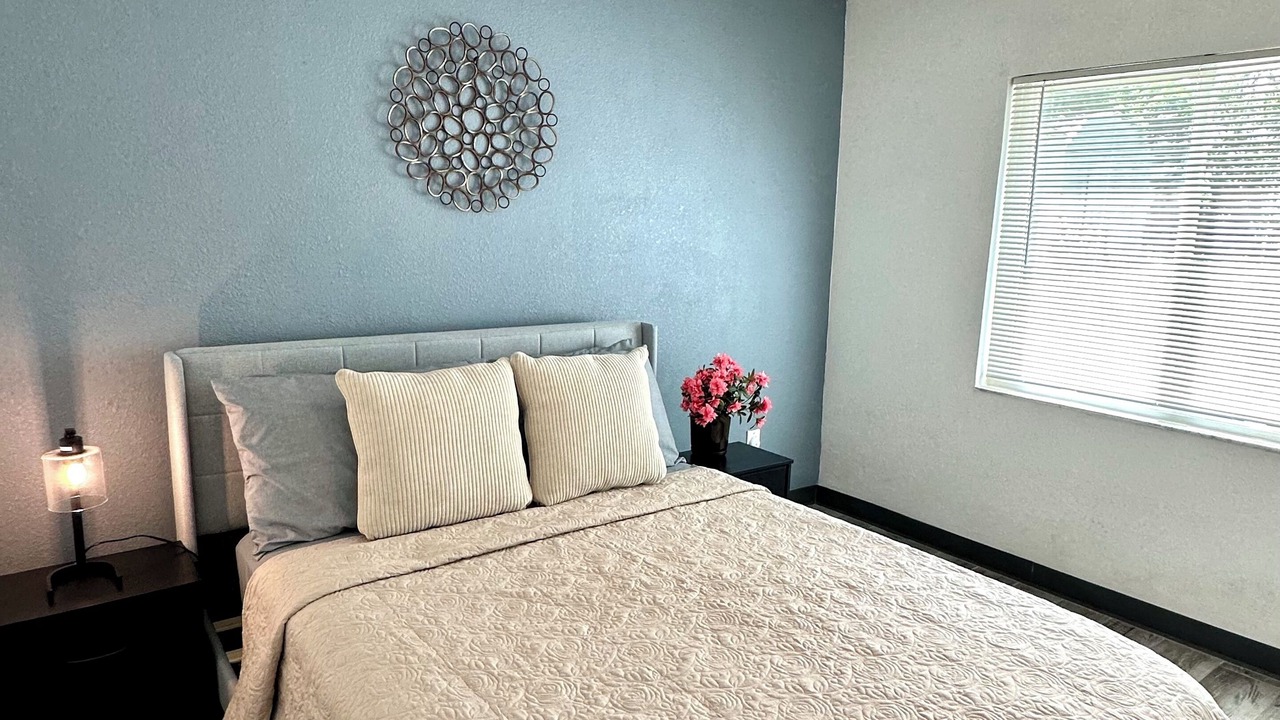 Photo of Bedroom in Fairview Shores