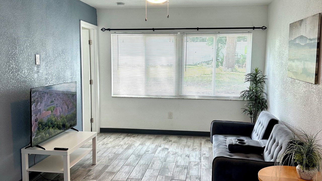 Photo of Livingroom in Fairview Shores