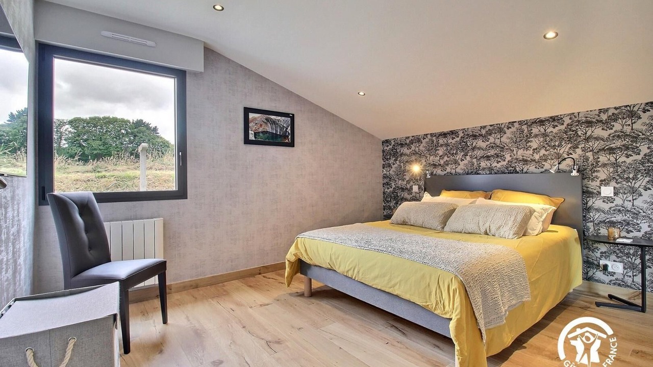 Photo of Bedroom in Saint-Aignan