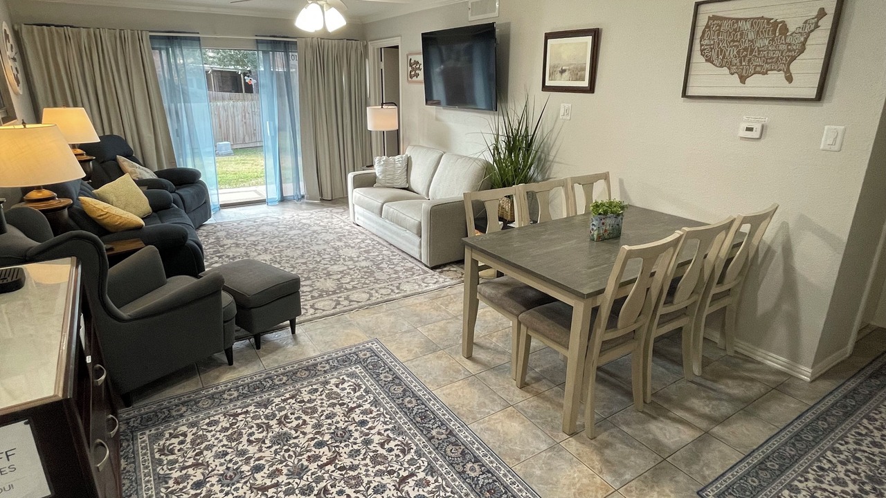 Photo of Livingroom in Walden on Lake Conroe