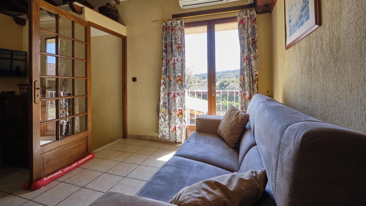 Photo of Livingroom in Boutenac