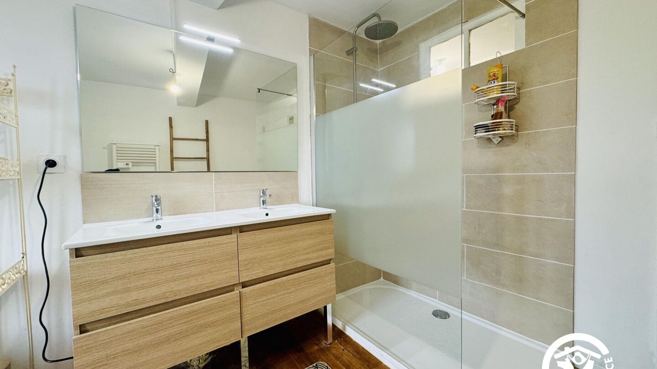 Photo of Bathroom in Saissac