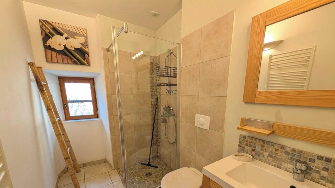 Photo of Bathroom in Saint-Privat