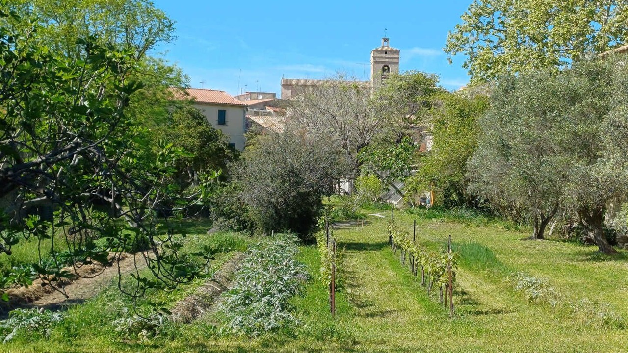 Photo of Outdoor in Poussan