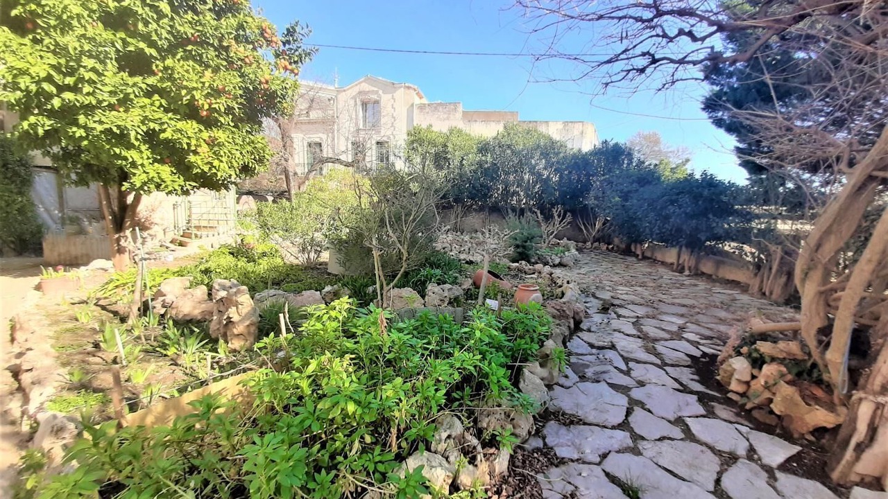 Photo of Outdoor in Montbazin