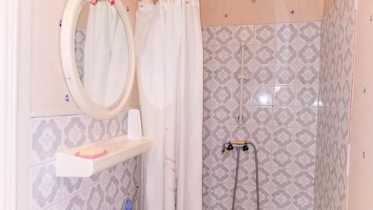 Photo of Bathroom in Montbazin