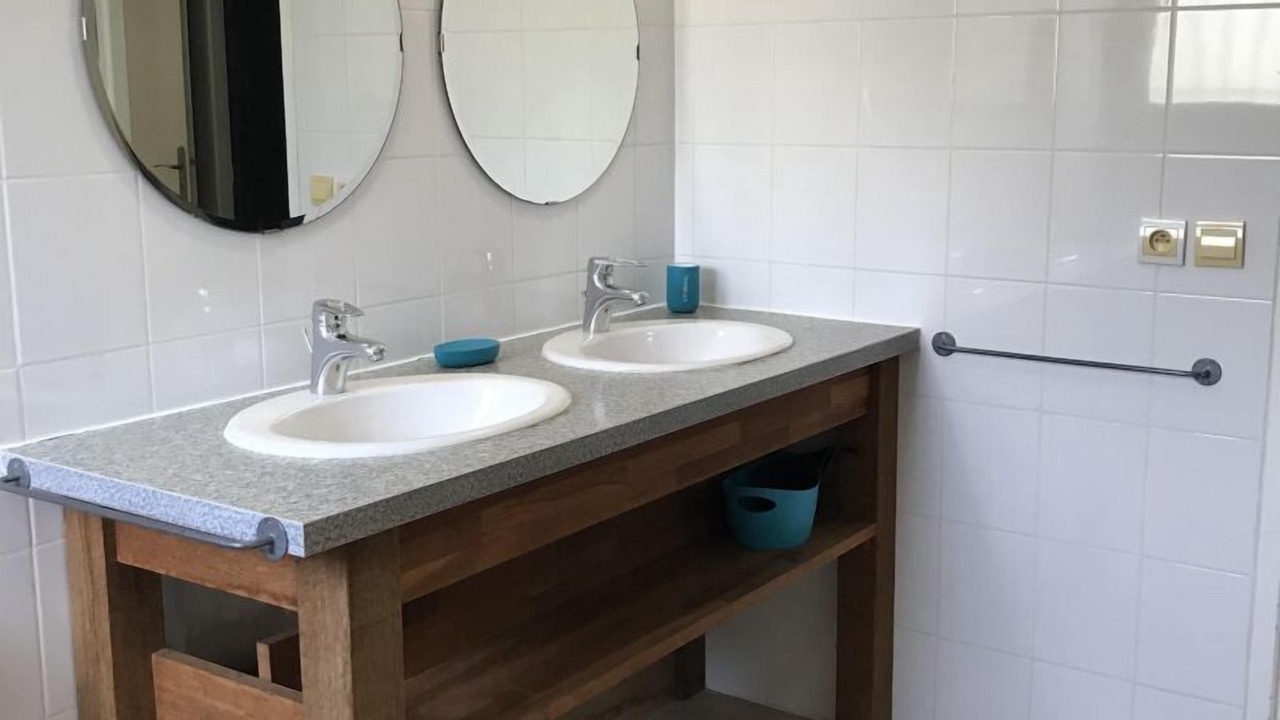 Photo of Bathroom in Puechabon