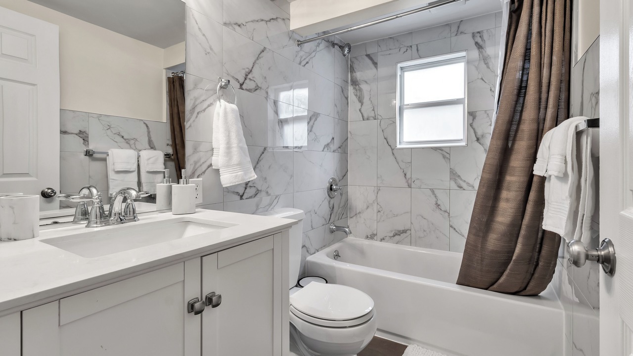 Photo of Bathroom in Kenmore