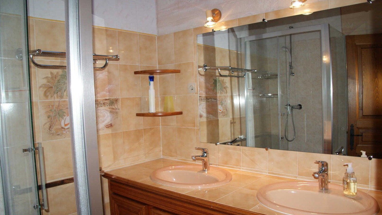 Photo of Bathroom in Brissac