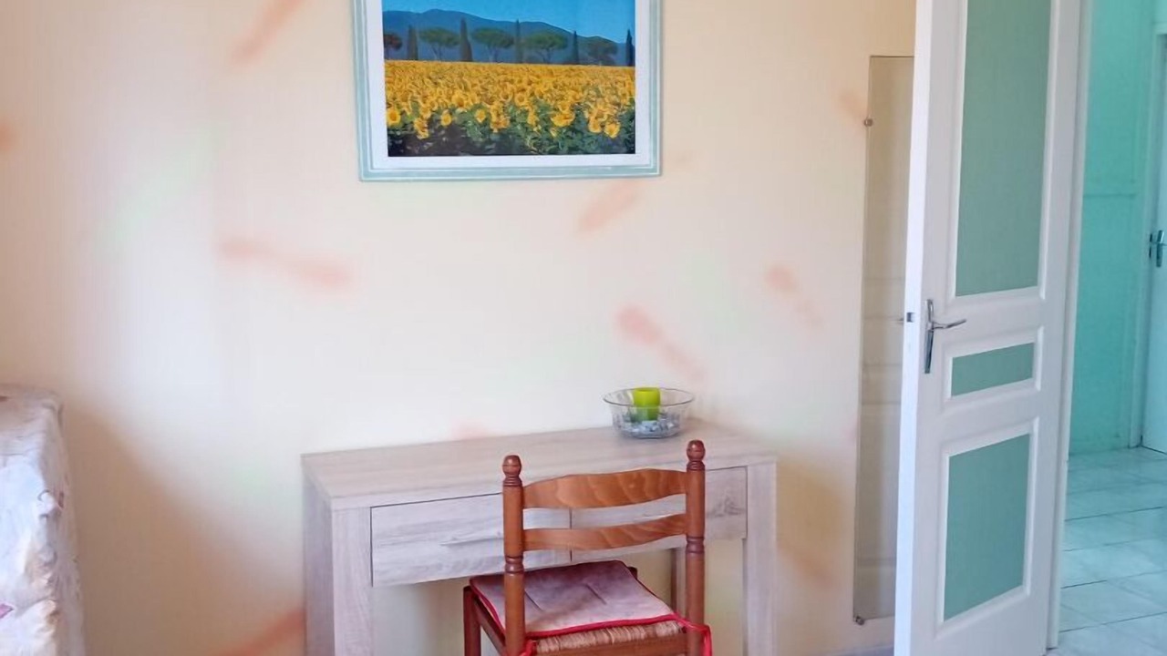 Photo of Others in Pinet