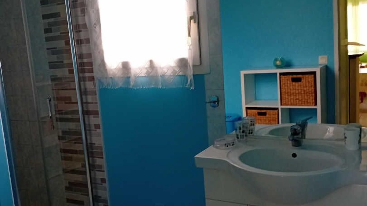 Photo of Bathroom in Pinet