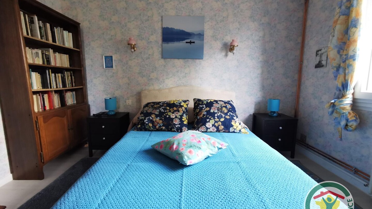 Photo of Bedroom in Prades-sur-Vernazobre
