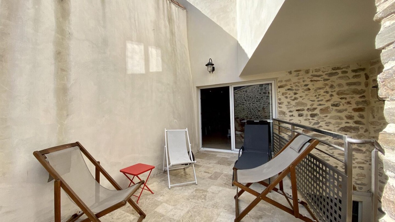 Photo of Patio Balcony in Caunes-Minervois
