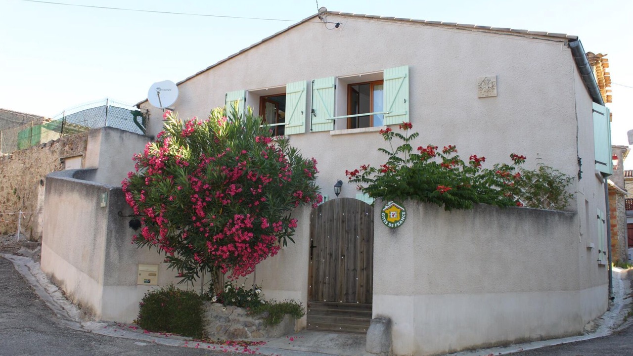 Photo of Outdoor in Gardie