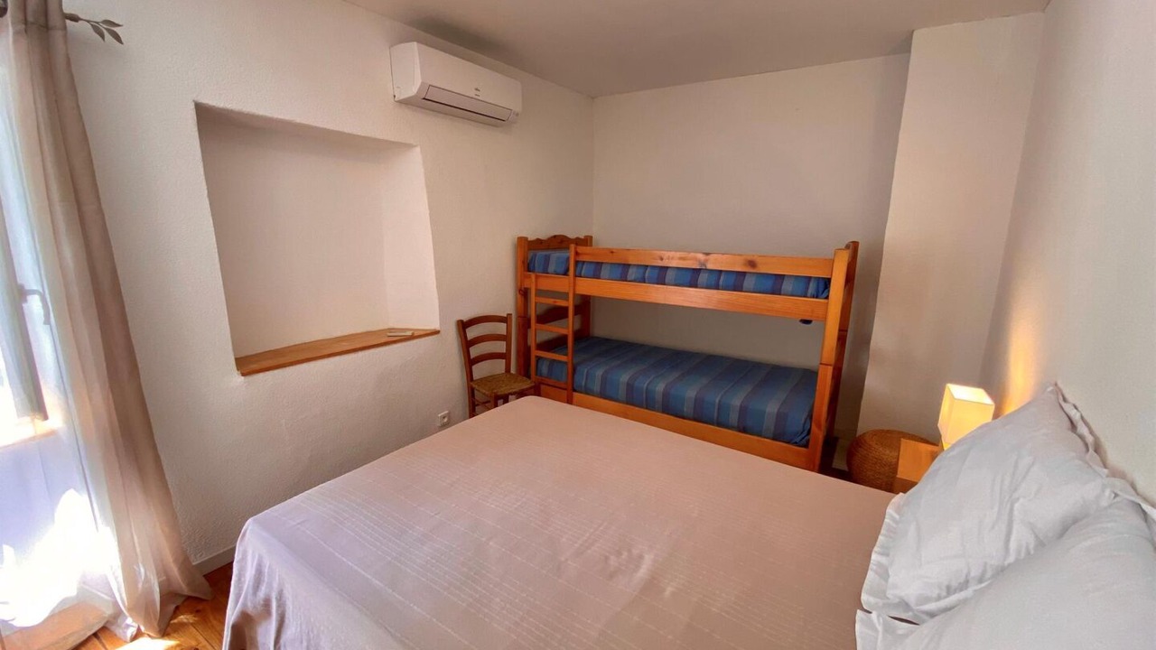 Photo of Bedroom in Saint-Hilaire