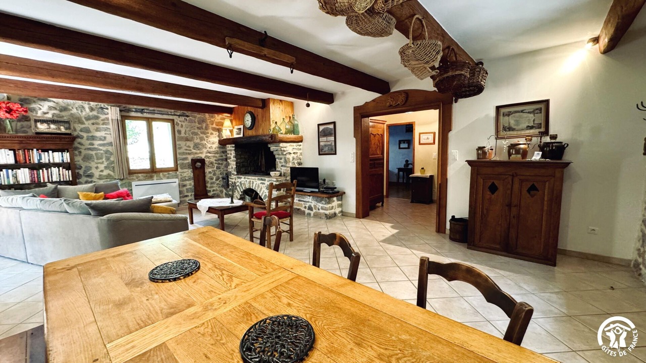 Photo of Livingroom in Embres-et-Castelmaure