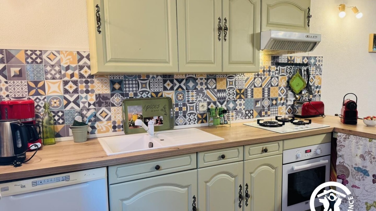 Photo of Kitchen in Thezan-des-Corbieres