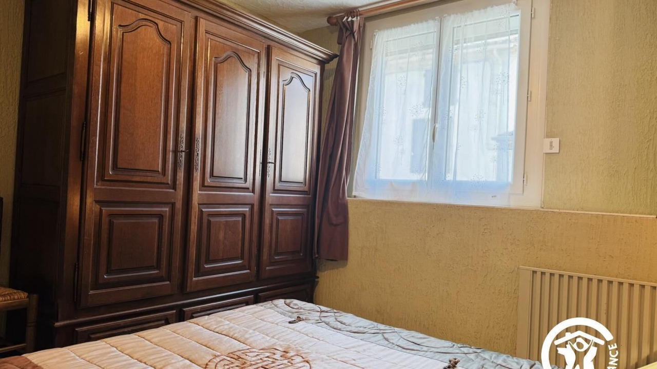 Photo of Bedroom in Thezan-des-Corbieres