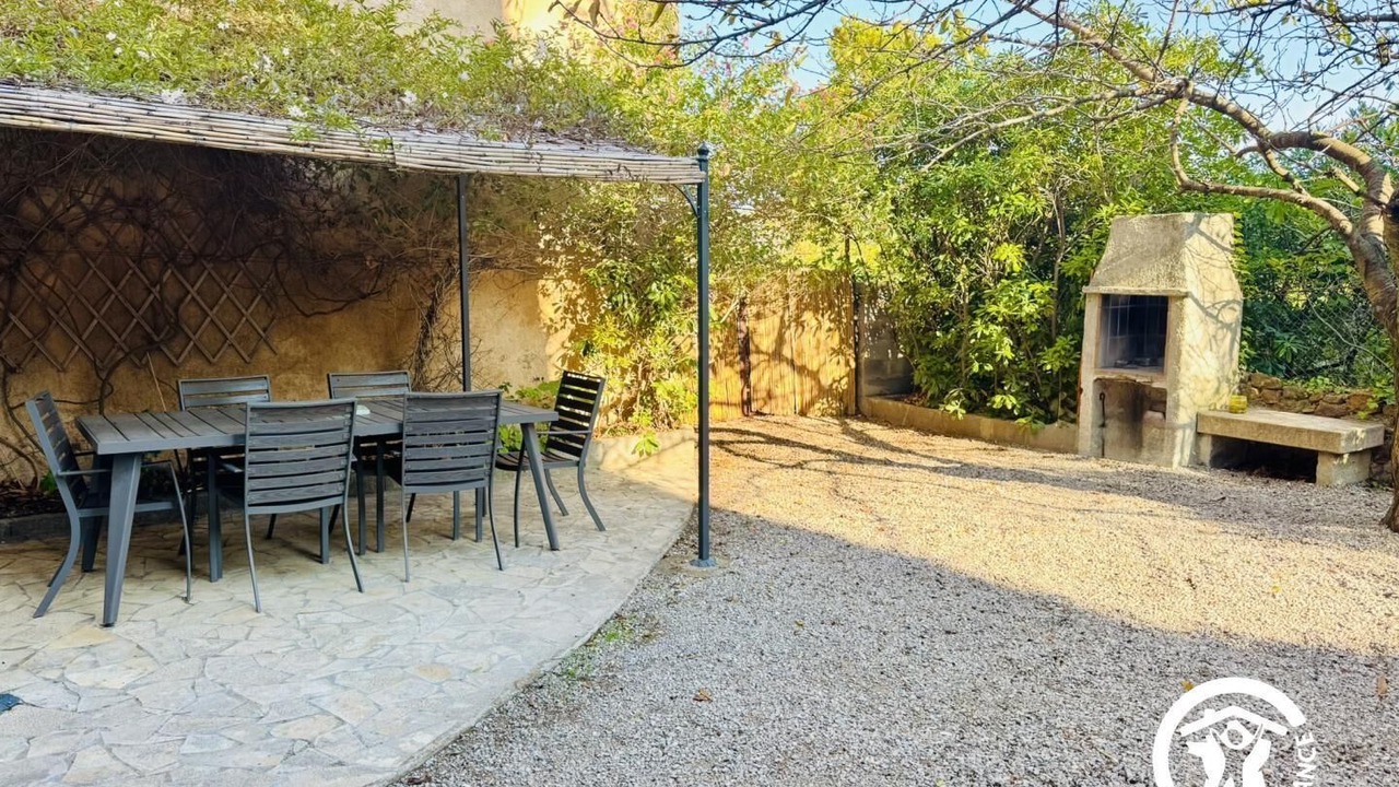 Photo of Outdoor in Thezan-des-Corbieres