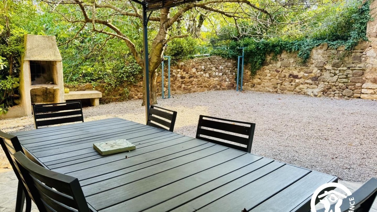 Photo of Outdoor in Thezan-des-Corbieres