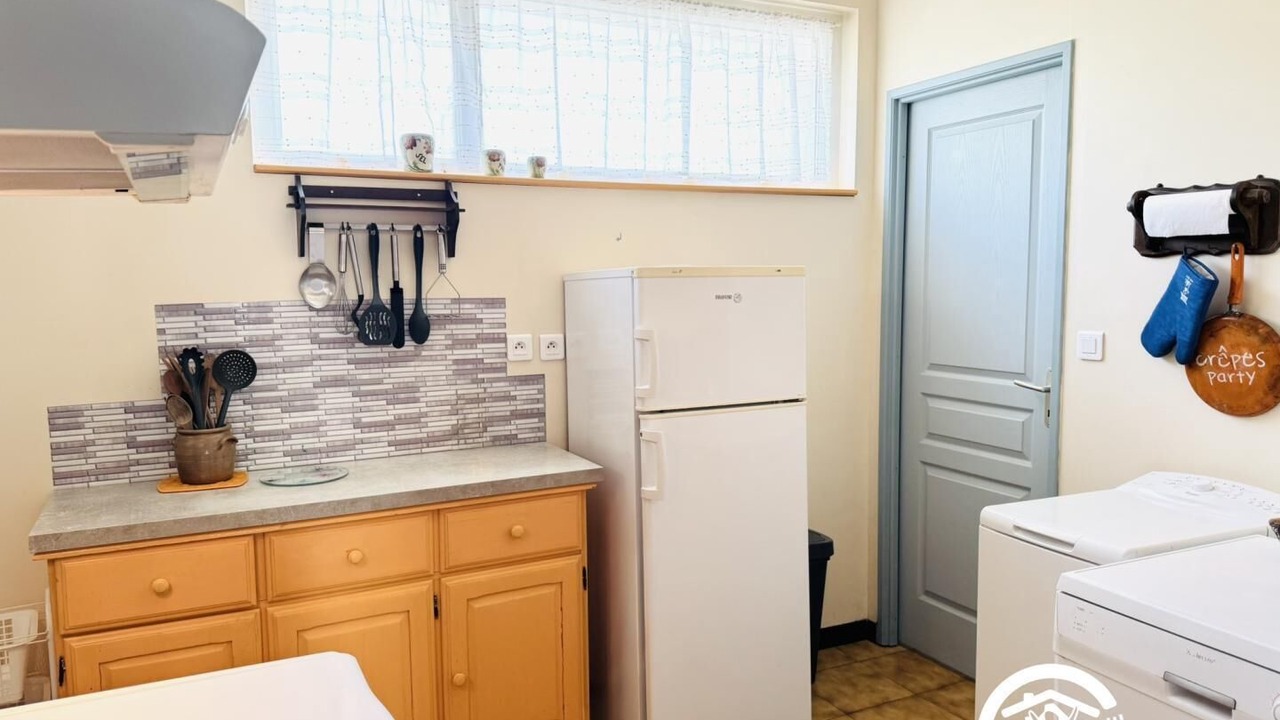Photo of Kitchen in Mas-Saintes-Puelles