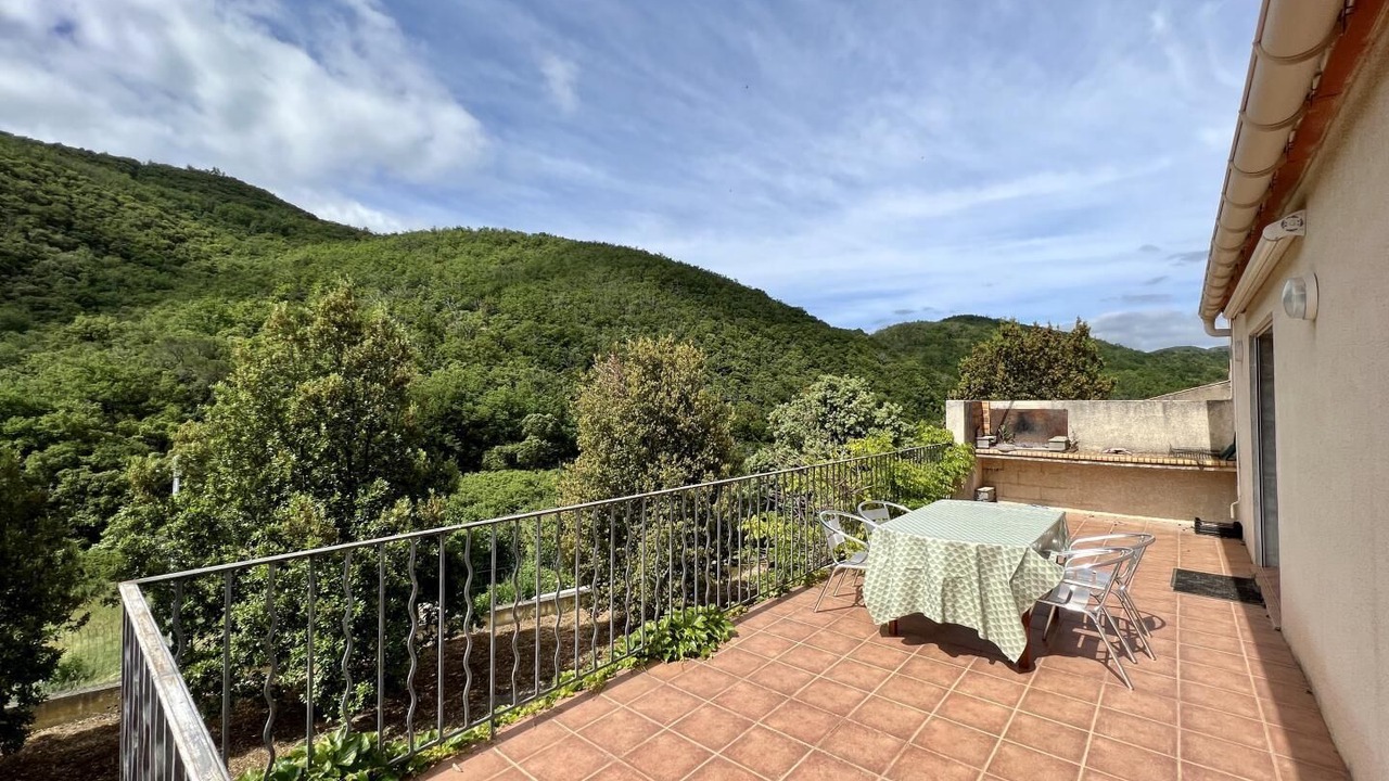 Photo of Outdoor in Maisons
