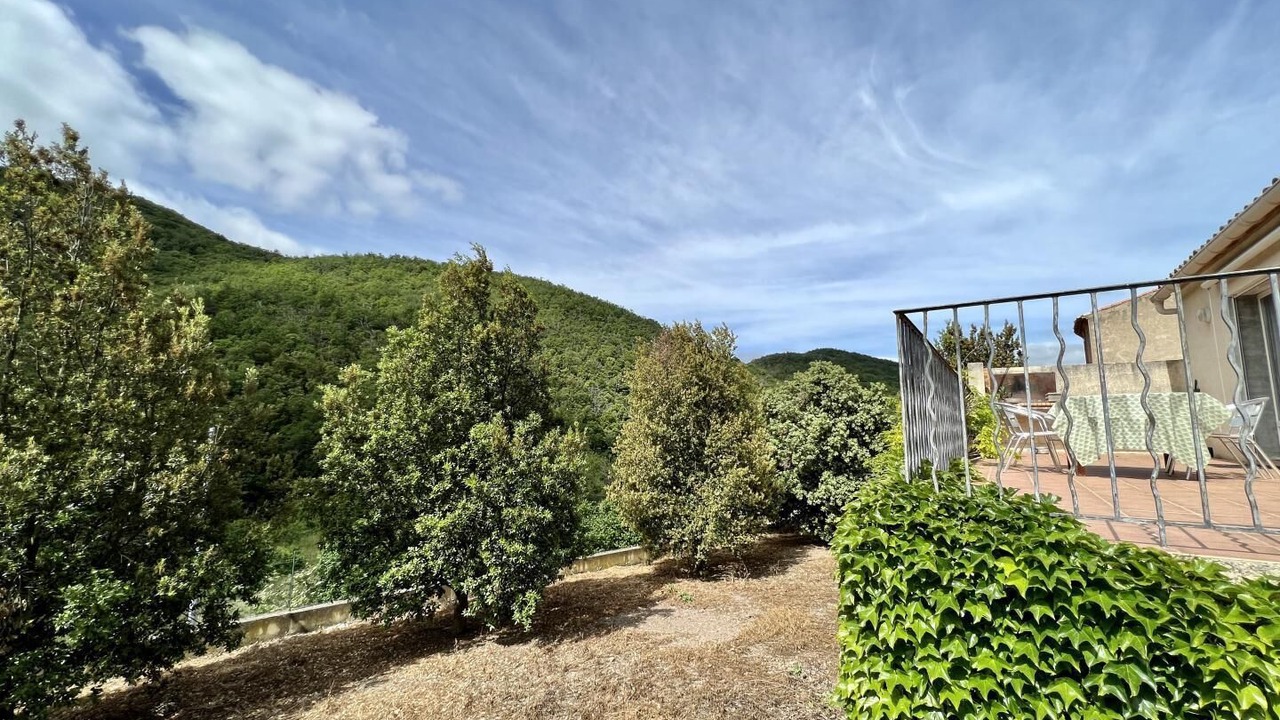 Photo of Outdoor in Maisons