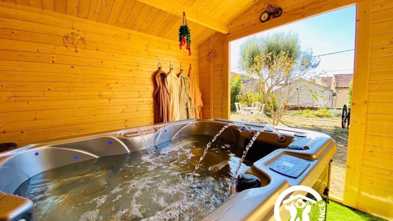 Photo of Others in Villaniere