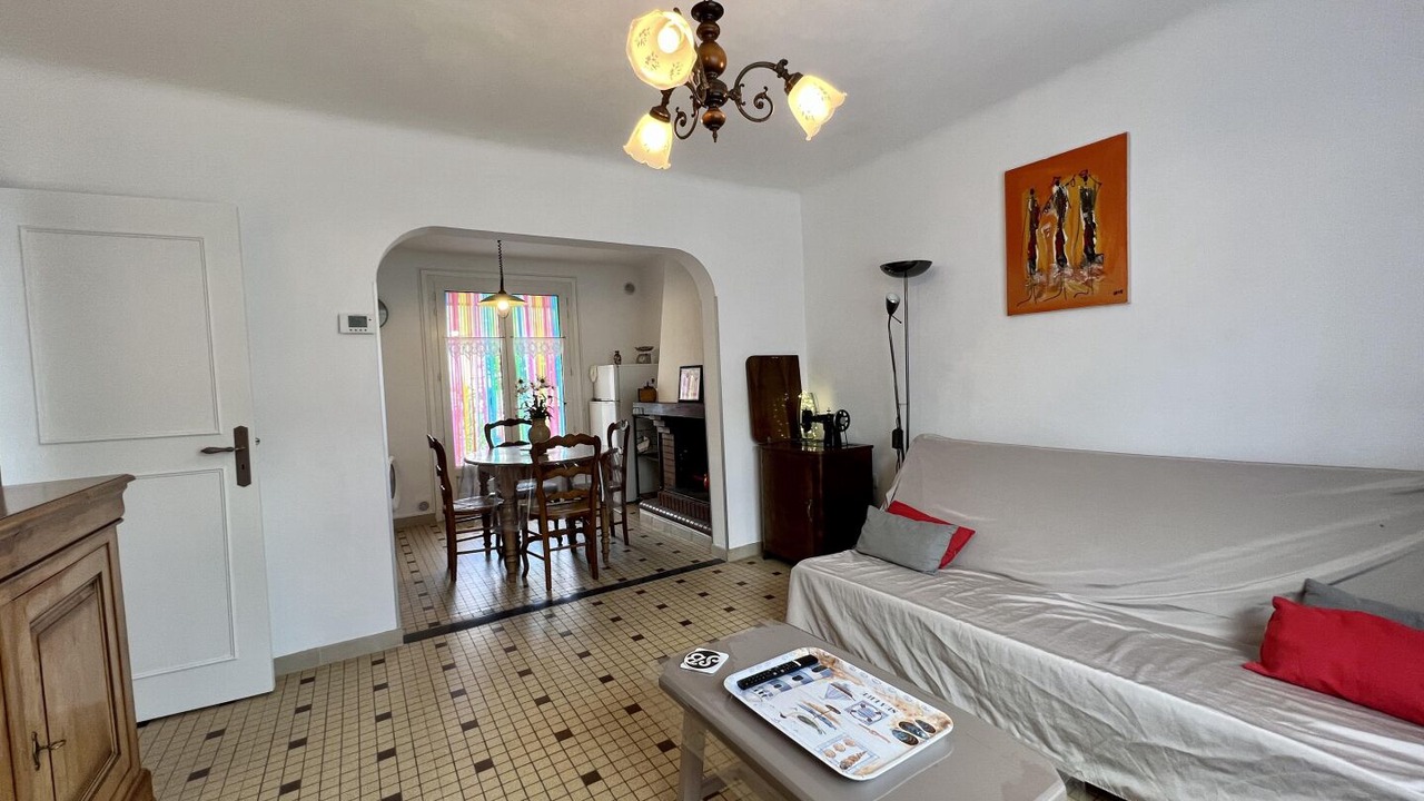 Photo of Livingroom in Quillan