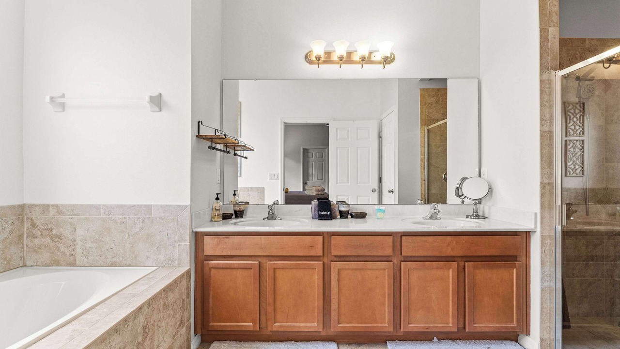 Photo of Bathroom in Veranda Palms