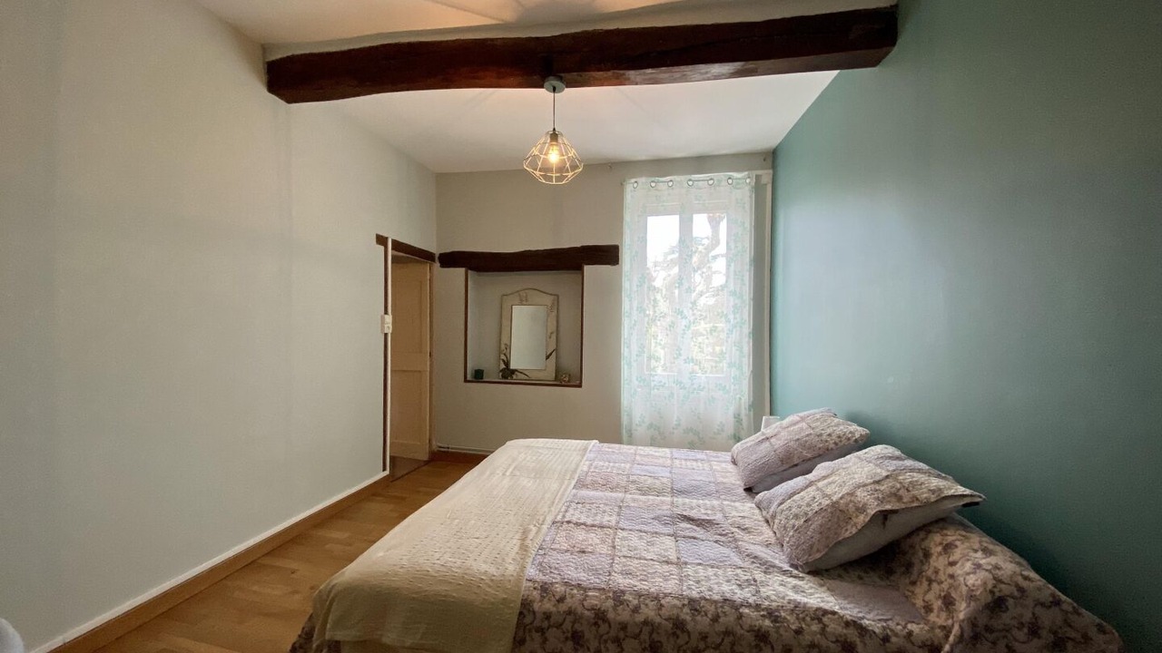 Photo of Bedroom in Alzonne