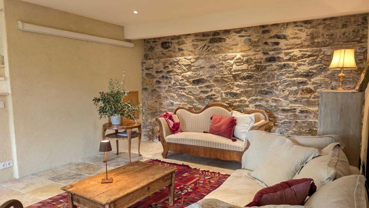Photo of Livingroom in Caussiniojouls