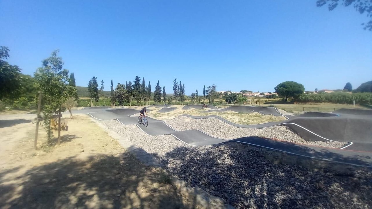 Photo of Outdoor in Poussan